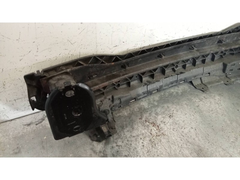 Recambio de refuerzo paragolpes trasero para bmw serie 5 lim. (f10) 535d xdrive referencia OEM IAM 61357273666  