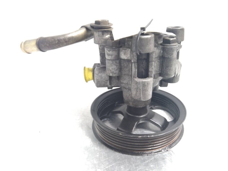 Recambio de bomba direccion para toyota corolla (e11) 1.4 16v cat referencia OEM IAM   