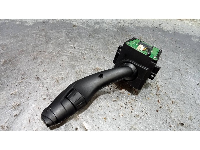 Recambio de mando limpia para ford focus lim. (cb8) titanium referencia OEM IAM AV6T17A553AD  