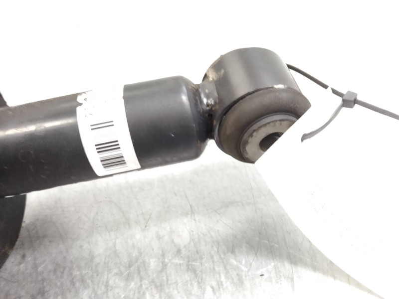 Recambio de amortiguador trasero para subaru impreza g12 classic referencia OEM IAM   