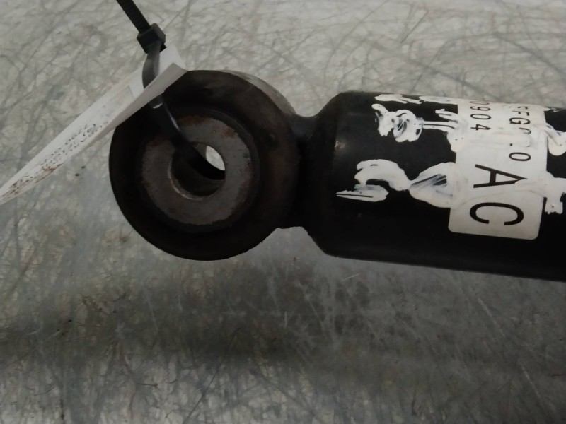 Recambio de amortiguador trasero para subaru impreza g12 classic referencia OEM IAM   