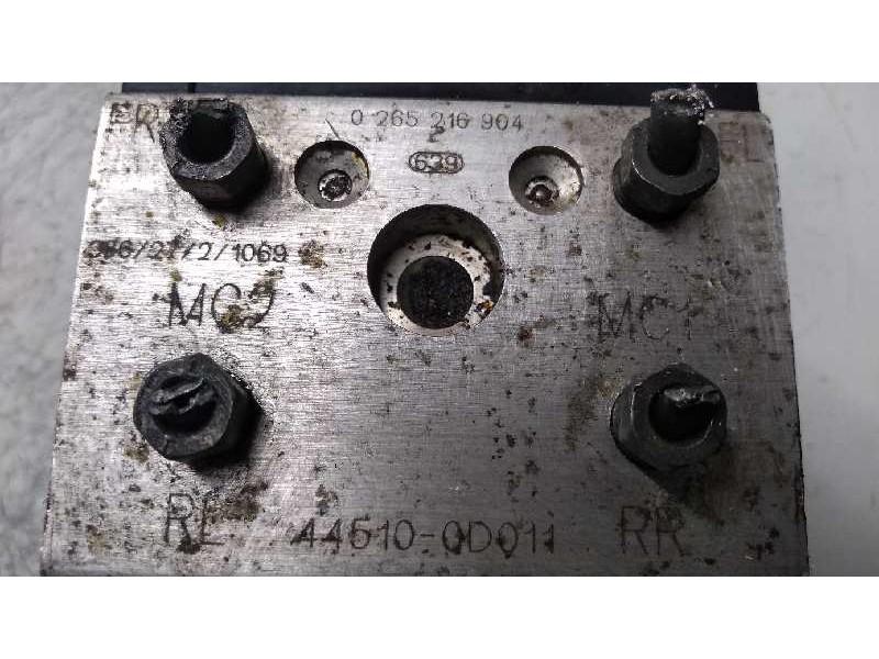 Recambio de abs para toyota yaris (ncp1/nlp1/scp1) 1.0 cat referencia OEM IAM 0265216904 0273004636 445100D011