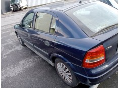 opel astra g berlina del año 2001 2