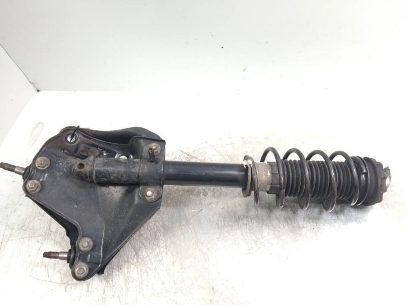 Recambio de mangueta delantera izquierda para smart coupe 0.8 cdi cat referencia OEM IAM   