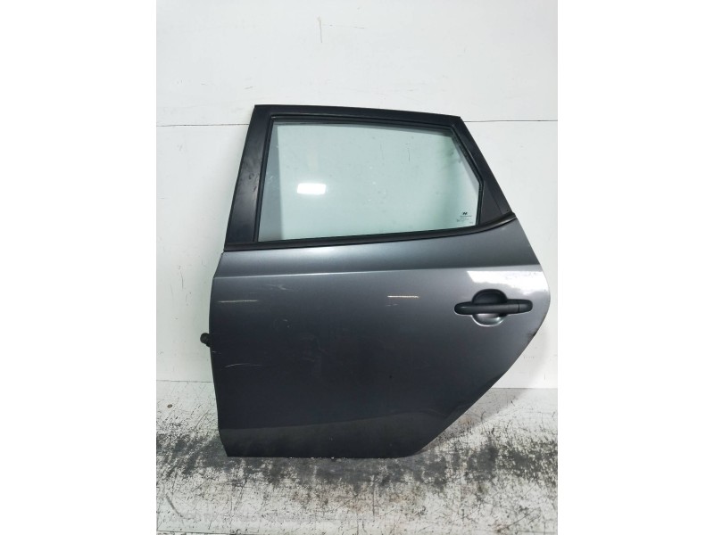 Recambio de puerta trasera izquierda para hyundai i30 classic referencia OEM IAM   5P