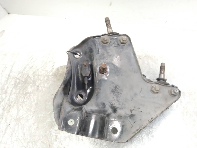 Recambio de mangueta delantera derecha para smart coupe 0.6 turbo cat referencia OEM IAM   