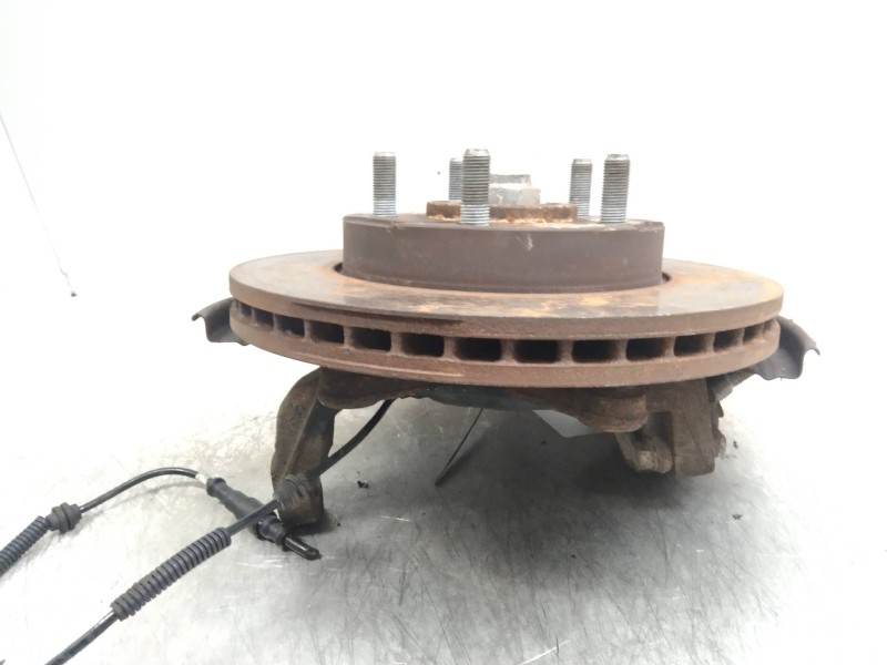 Recambio de mangueta delantera izquierda para ssangyong actyon 2.0 td cat referencia OEM IAM   