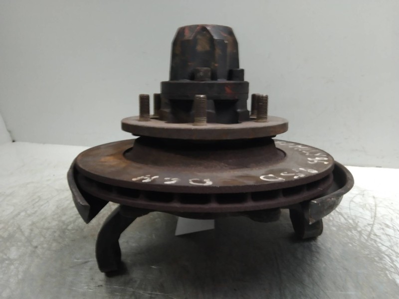 Recambio de mangueta delantera derecha para ssangyong family 2.5 referencia OEM IAM   