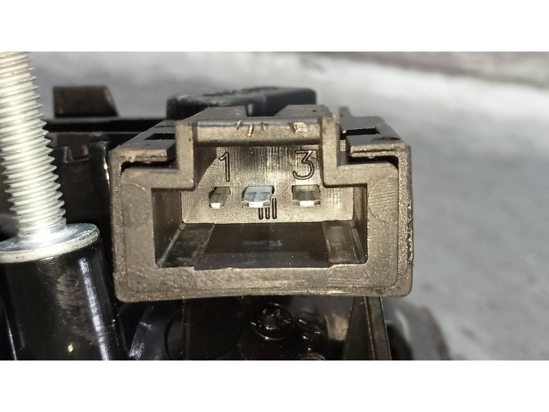Recambio de piloto trasero izquierdo interior para citroen c5 berlina seduction referencia OEM IAM 9675067780  