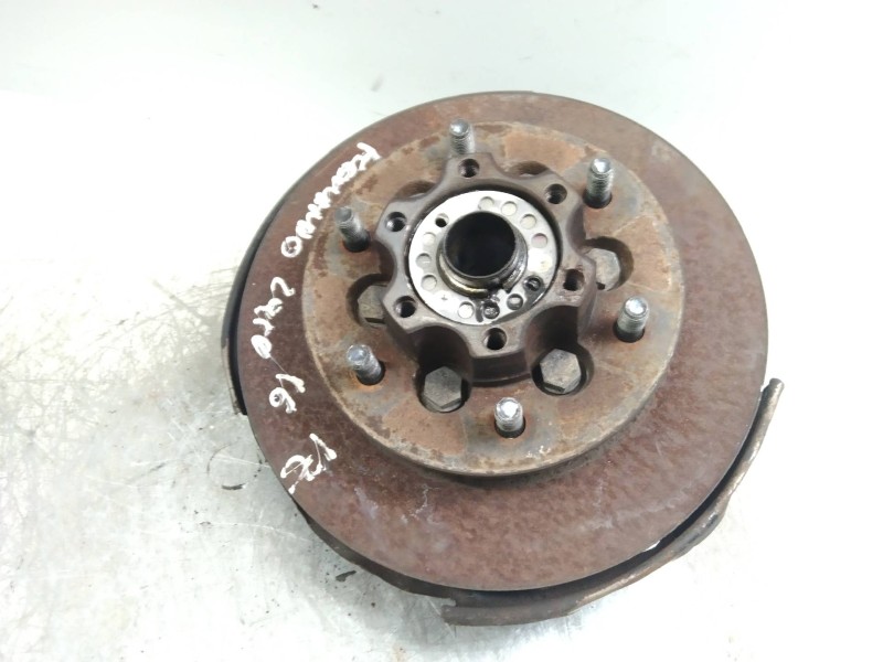 Recambio de mangueta delantera izquierda para ssangyong korando 2.9 turbodiesel cat referencia OEM IAM   