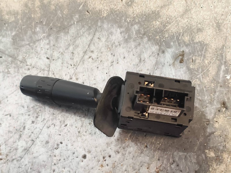 Recambio de mando limpia para citroen xsara picasso 2.0 hdi vivace referencia OEM IAM 96172873ZL 61580038 