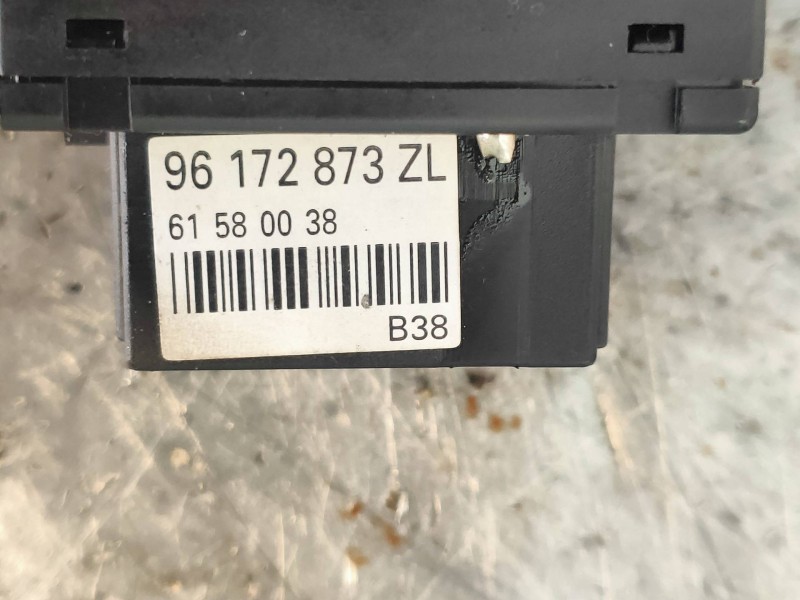 Recambio de mando limpia para citroen xsara picasso 2.0 hdi vivace referencia OEM IAM 96172873ZL 61580038 