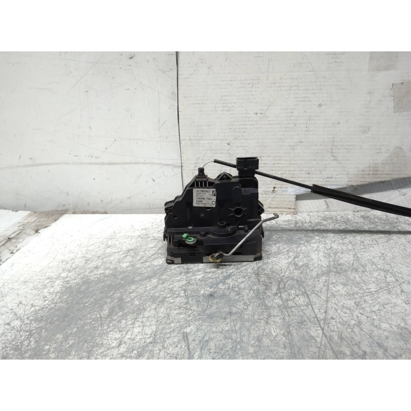 Recambio de motor cierre centralizado delantero izquierdo para fiat punto (evo) (199) dynamic referencia OEM IAM 51797557 970571