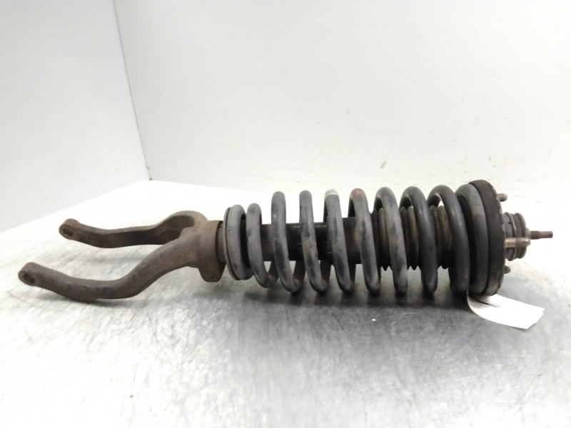 Recambio de amortiguador delantero derecho para ssangyong rexton rx 270 plus / 270 xdi plus referencia OEM IAM   