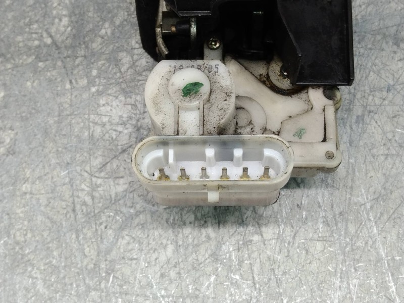 Recambio de motor cierre centralizado delantero izquierdo para fiat doblo (119) 1.3 16v multijet active com. (55kw) referencia O