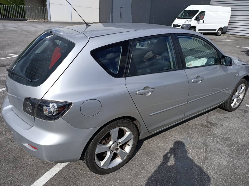 mazda 3 berlina (bk) del año 2005