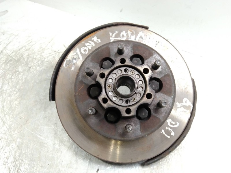 Recambio de mangueta delantera derecha para ssangyong korando 2.9 turbodiesel cat referencia OEM IAM   