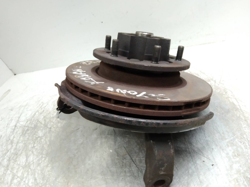 Recambio de mangueta delantera derecha para ssangyong korando 2.9 turbodiesel cat referencia OEM IAM   