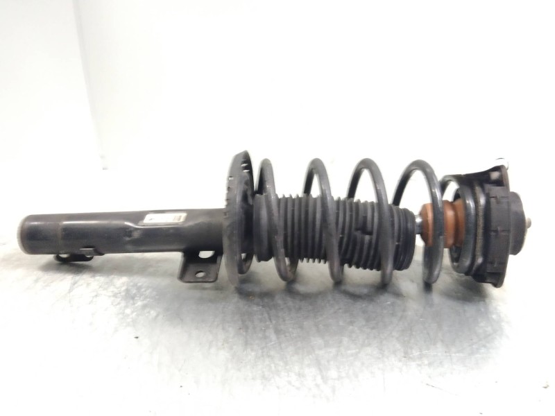 Recambio de amortiguador delantero derecho para volkswagen polo (9n1) 1.9 sdi referencia OEM IAM 6Q0413031BN  