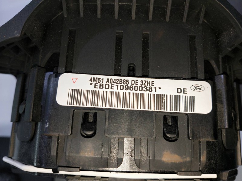 Recambio de airbag delantero izquierdo para ford focus berlina (cap) referencia OEM IAM    Recambio de airbag delantero izquierdo para ford focus berlina (cap) referencia OEM IAM