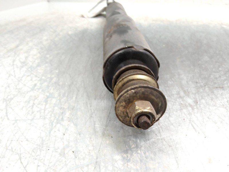 Recambio de amortiguador delantero para ssangyong korando 2.9 turbodiesel cat referencia OEM IAM   