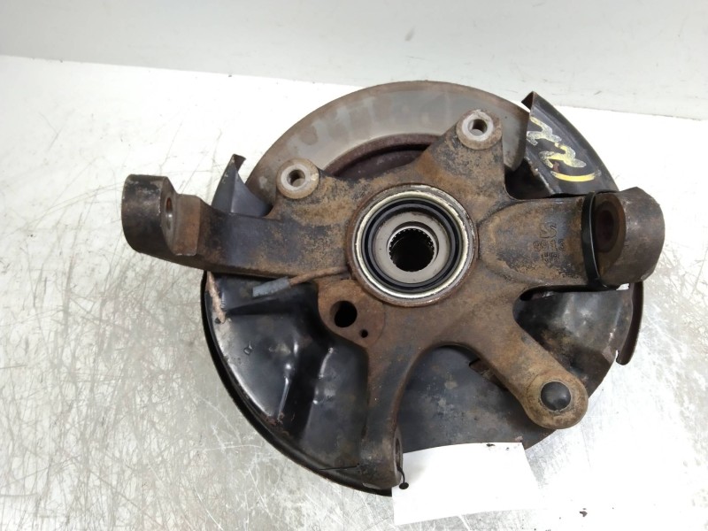 Recambio de mangueta delantera derecha para ssangyong korando 2.3 turbodiesel cat referencia OEM IAM   