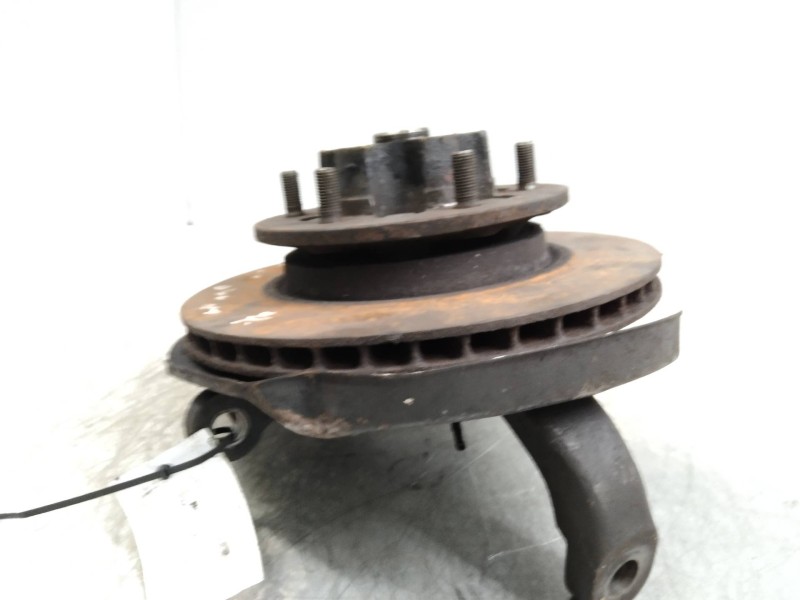 Recambio de mangueta delantera derecha para ssangyong musso referencia OEM IAM   