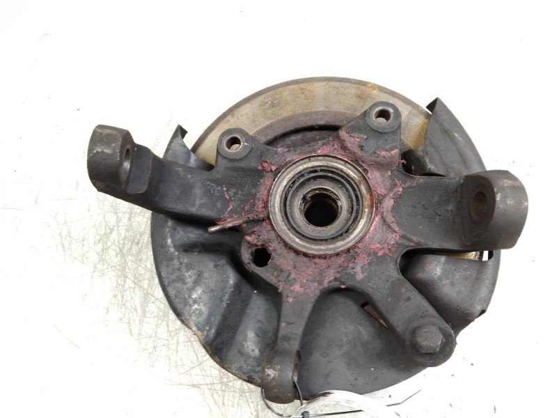 Recambio de mangueta delantera derecha para ssangyong musso referencia OEM IAM   