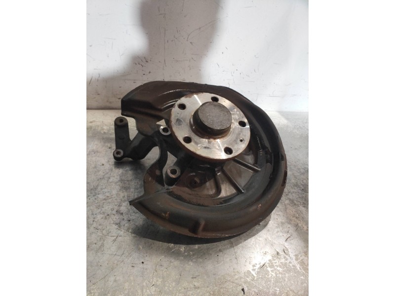 Recambio de mangueta trasera derecha para volkswagen touran (1t1) advance referencia OEM IAM   