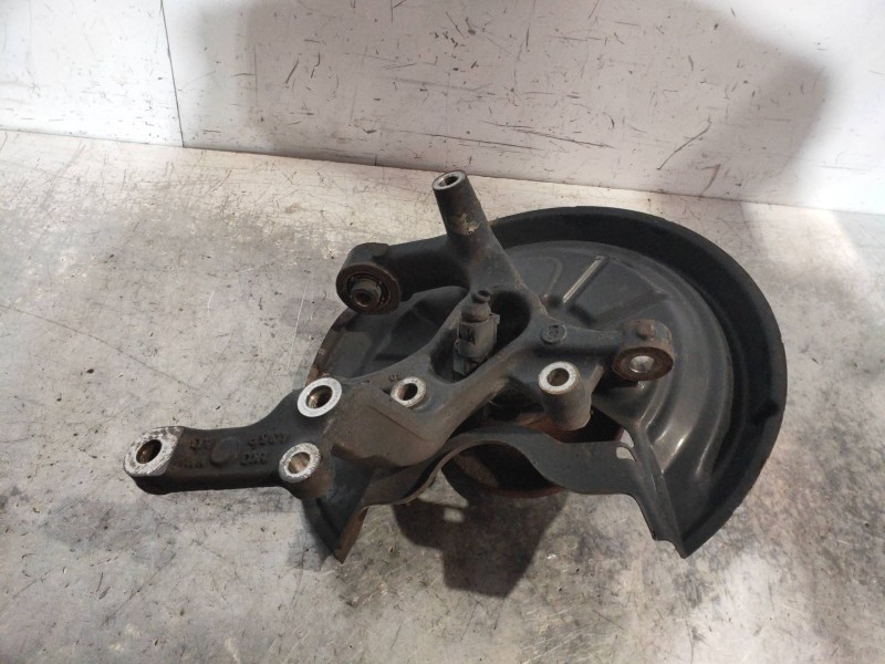 Recambio de mangueta trasera izquierda para volkswagen touran (1t1) advance referencia OEM IAM   