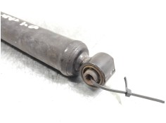 Recambio de amortiguador trasero para ssangyong rodius 2.7 turbodiesel cat referencia OEM IAM    2