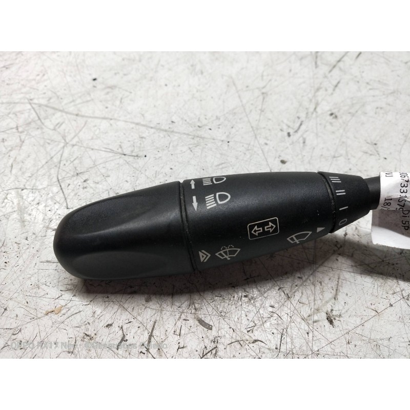 Recambio de mando luces para mercedes sprinterii caja cerrada (desde 01.06) 210/213/216 cdi (906.611/613) referencia OEM IAM A90