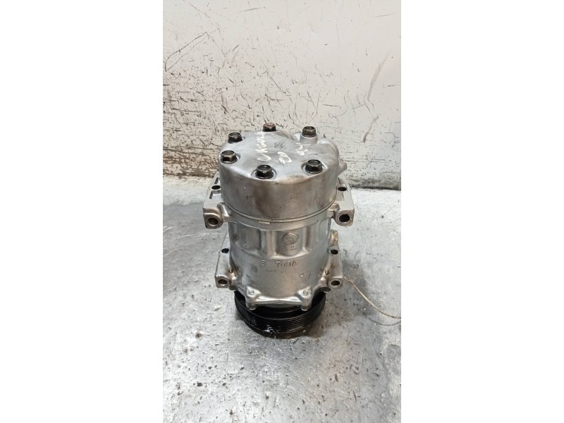 Recambio de compresor aire acondicionado para renault laguna (b56) 2.0 anade referencia OEM IAM   