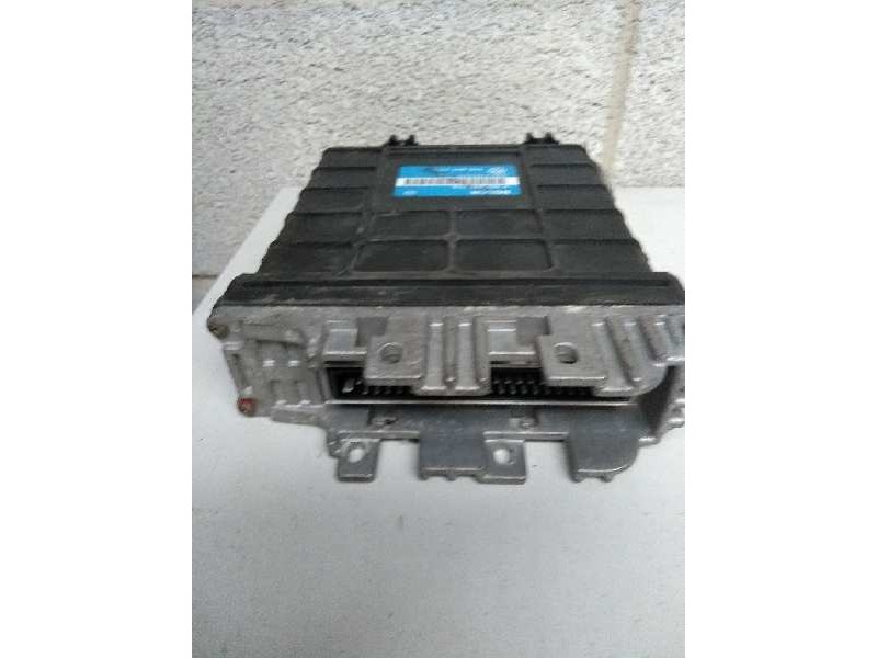 Recambio de centralita motor uce para volkswagen golf iii berlina (1h1) 1.8 referencia OEM IAM 0261200275 1H0907311A 