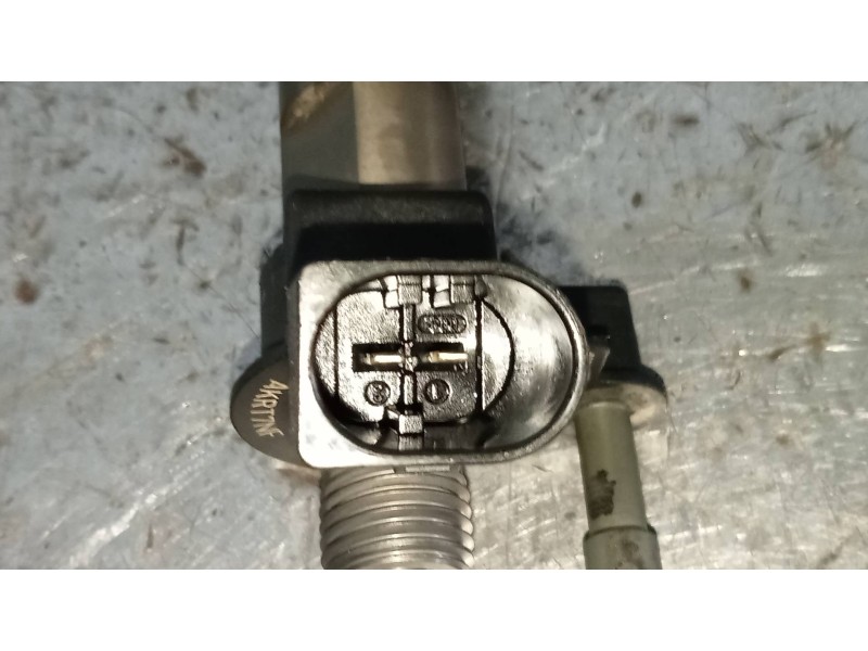 Recambio de inyector para bmw serie 5 lim. (f10) 535d xdrive referencia OEM IAM 0445117030  