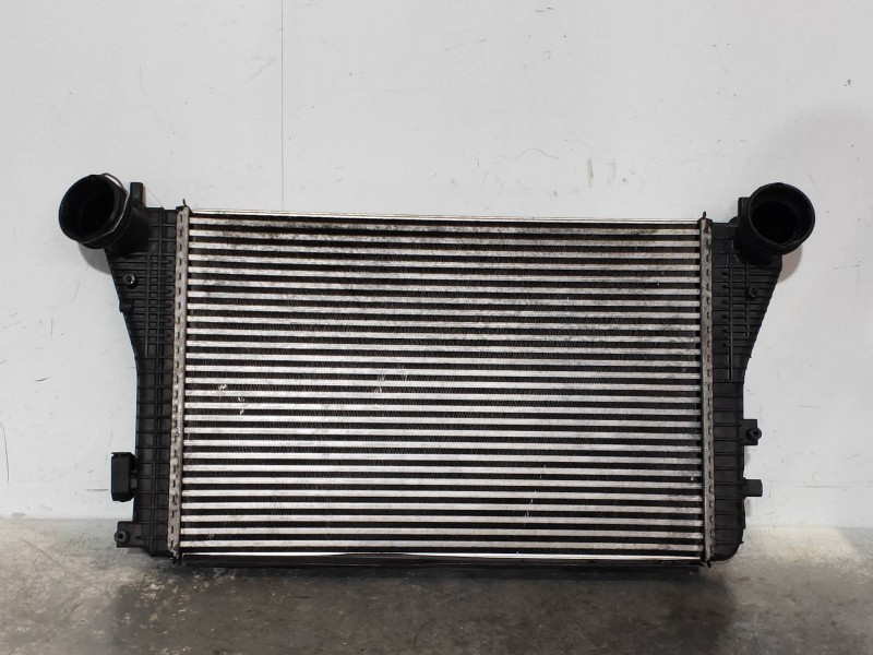 Recambio de intercooler para volkswagen touran (1t1) advance referencia OEM IAM 1K0145803A B5896 