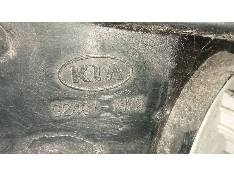 Recambio de piloto trasero izquierdo para kia rio uefa euro 2016 referencia OEM IAM 9024011W2  