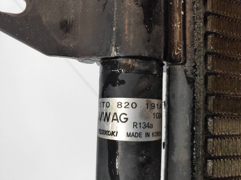 Recambio de condensador / radiador aire acondicionado para volkswagen touran (1t1) advance referencia OEM IAM 1T0820411B 1T08201