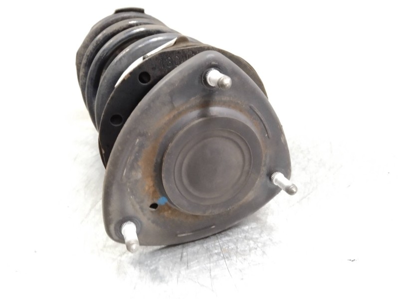Recambio de amortiguador delantero derecho para toyota yaris (ncp1/nlp1/scp1) 1.4 turbodiesel cat referencia OEM IAM   