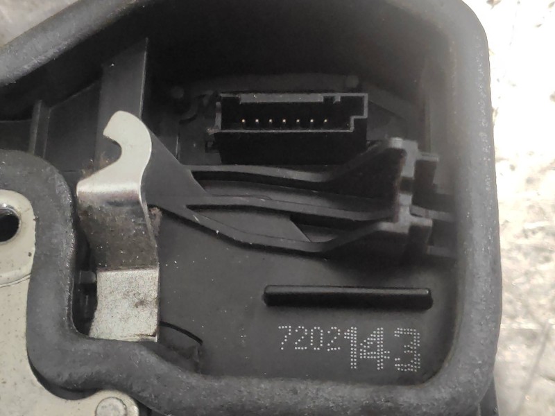 Recambio de motor cierre centralizado delantero izquierdo para bmw x6 (e71) 3.5d referencia OEM IAM 7202143  