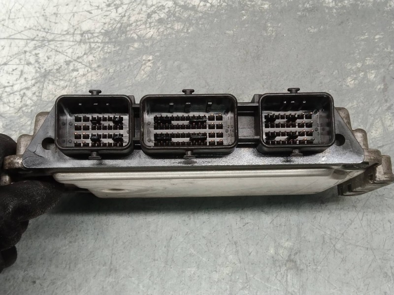 Recambio de centralita motor uce para peugeot 206 berlina xs referencia OEM IAM 0261208839 9658287280 ME745