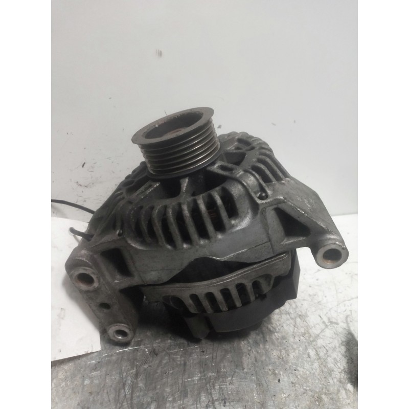 Recambio de alternador para fiat punto berlina (188) 1.3 16v multijet feel referencia OEM IAM 51784847 VALEO 