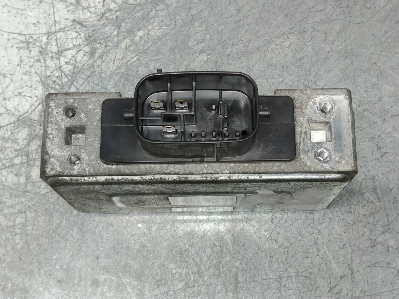 Recambio de centralita motor uce para toyota auris básico referencia OEM IAM G92C012011  