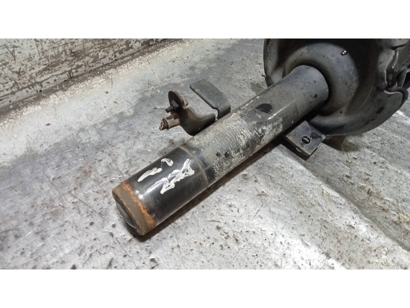 Recambio de amortiguador delantero izquierdo para ford focus lim. (cb8) titanium referencia OEM IAM BV6118K001ABC  