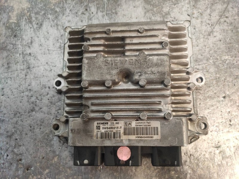Recambio de centralita motor uce para citroen c3 1.4 hdi sx plus referencia OEM IAM 5WS40021FT SW9647202380 HW9643455080 SID802