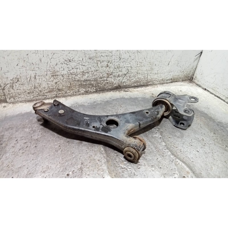 Recambio de brazo suspension inferior delantero izquierdo para ford focus lim. (cb8) titanium referencia OEM IAM   