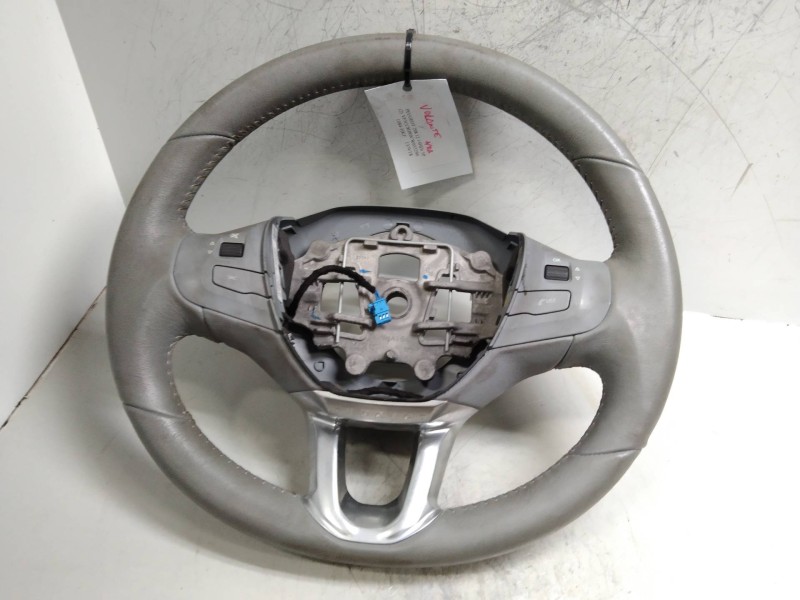 Recambio de volante para peugeot 208 1.4 hdi fap referencia OEM IAM   