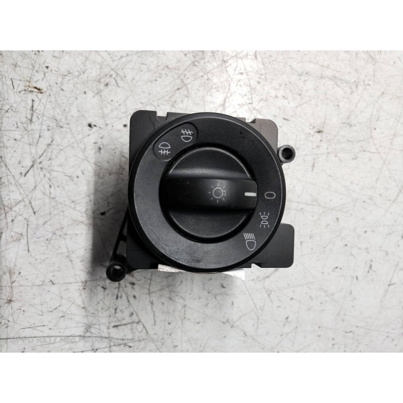 Recambio de mando luces para mercedes sprinterii caja cerrada (desde 01.06) 210/213/216 cdi (906.611/613) referencia OEM IAM A90