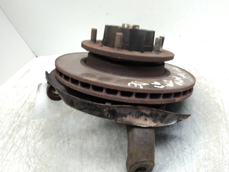 Recambio de mangueta delantera derecha para ssangyong musso referencia OEM IAM   