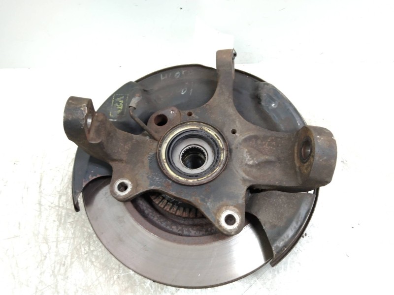 Recambio de mangueta delantera derecha para ssangyong rexton referencia OEM IAM   